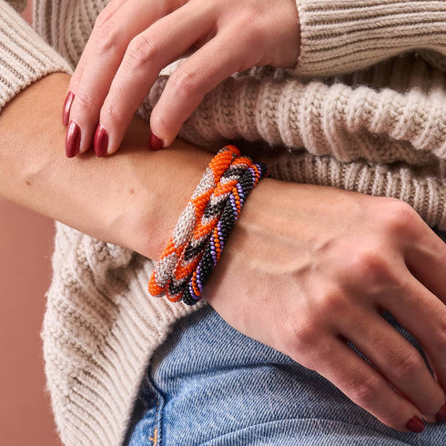 Sororité rangée | Bracelet de perles de verre de l'Himalaya